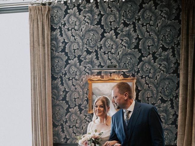 Calum and Haley's Wedding in Loch Lomond, Central &amp; Glasgow 12