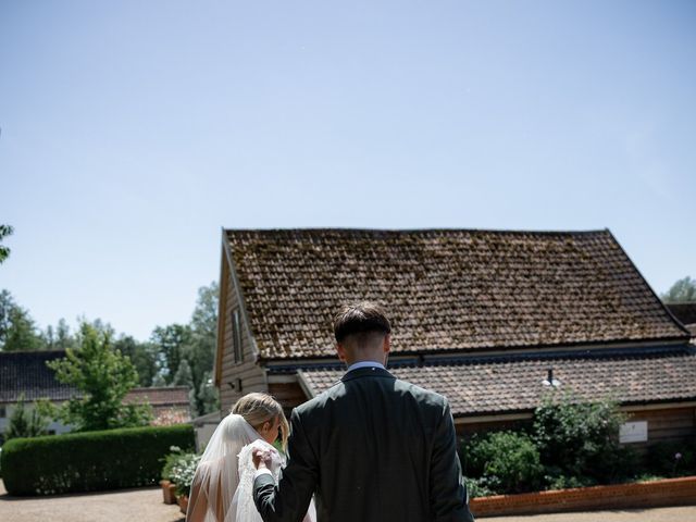 Lewis and Issy's Wedding in Easton, Suffolk 18