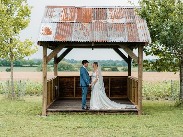 Simon and Isha&apos;s Wedding in Buckingham, Buckinghamshire 19