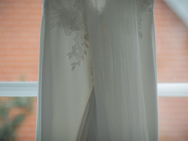 Hannah and Brad's Wedding in Bury St Edmunds, Suffolk 13