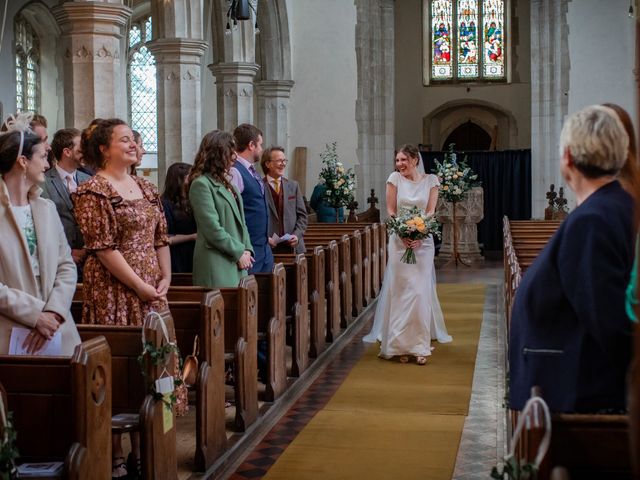 Hannah and Brad's Wedding in Bury St Edmunds, Suffolk 20