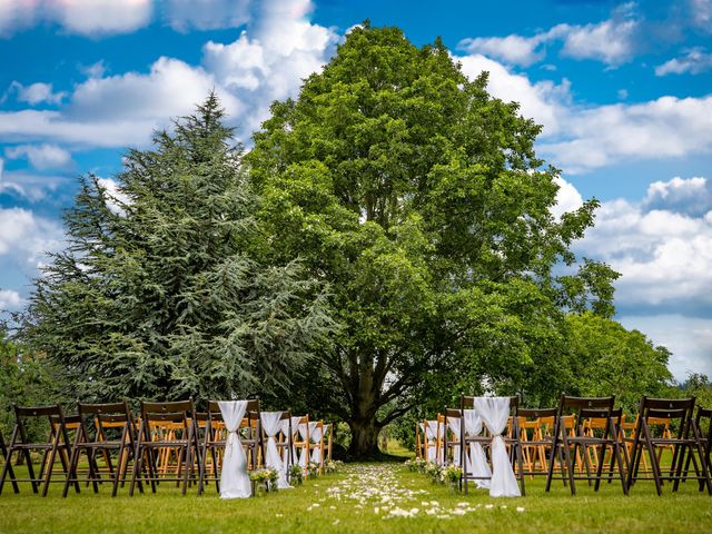 Chantelle and Richard&apos;s Wedding in Cambridge, Cambridgeshire 3