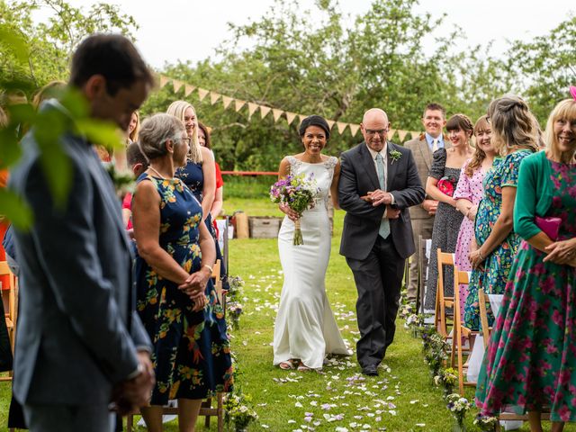 Chantelle and Richard&apos;s Wedding in Cambridge, Cambridgeshire 16