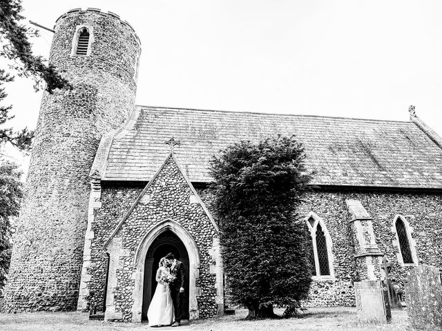 Michael and Carla&apos;s Wedding in Halvergate, Norfolk 114