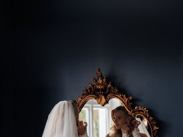 Jon and Chelsea's Wedding in Cambridge, Cambridgeshire 7