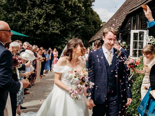 Darius and Lauren&apos;s Wedding in Whitchurch, Hampshire 17