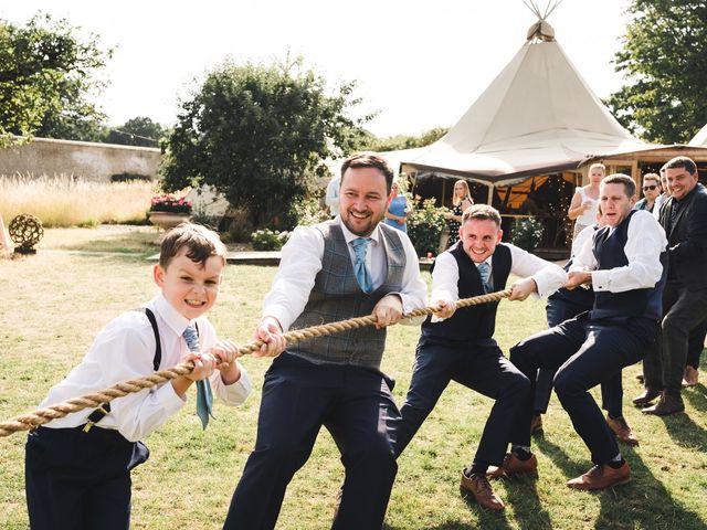 Alex and Eloise&apos;s Wedding in Horncastle, Lincolnshire 15