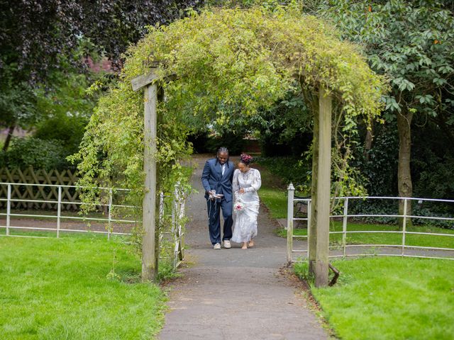 Romarna and Mutali&apos;s Wedding in Wolverhampton, West Midlands 23