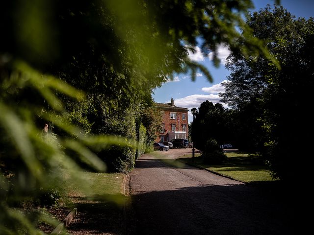 Les and Natasha&apos;s Wedding in Heckfield, Hampshire 3