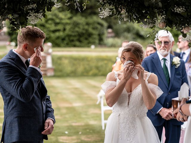 Les and Natasha&apos;s Wedding in Heckfield, Hampshire 24