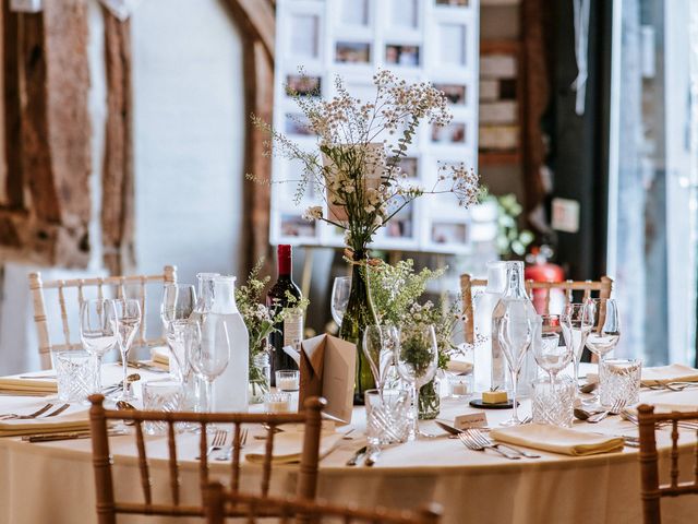 Gavin and Zoe's Wedding in Henley On Thames, Oxfordshire 22