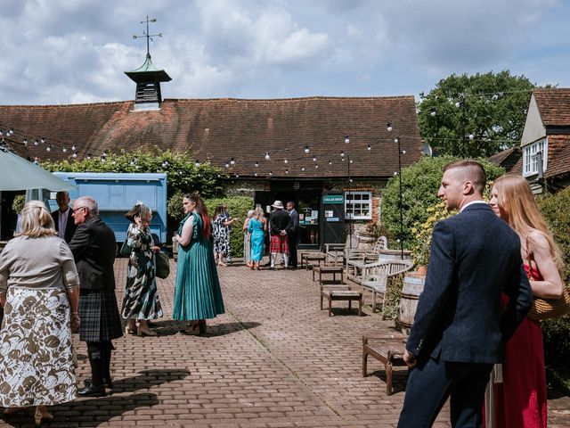 Gavin and Zoe's Wedding in Henley On Thames, Oxfordshire 33