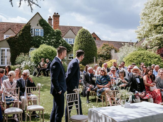 Gavin and Zoe's Wedding in Henley On Thames, Oxfordshire 37