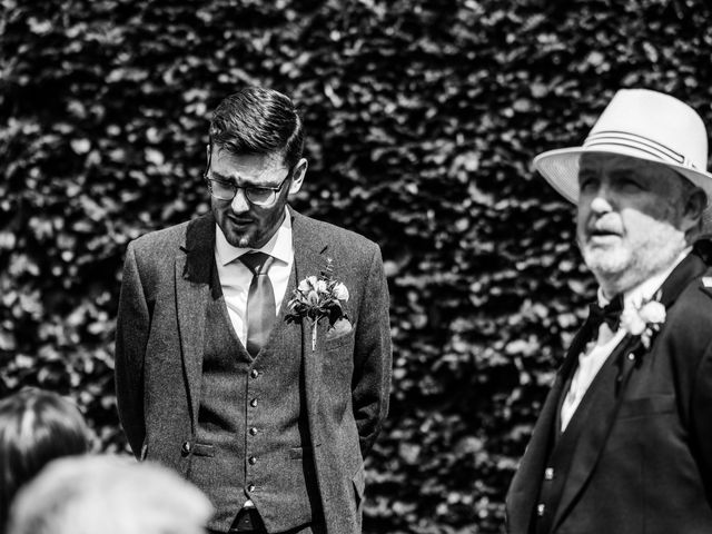 Gavin and Zoe's Wedding in Henley On Thames, Oxfordshire 42