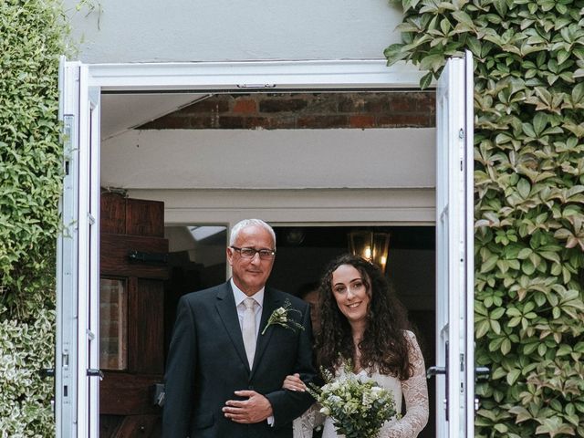 Gavin and Zoe's Wedding in Henley On Thames, Oxfordshire 43