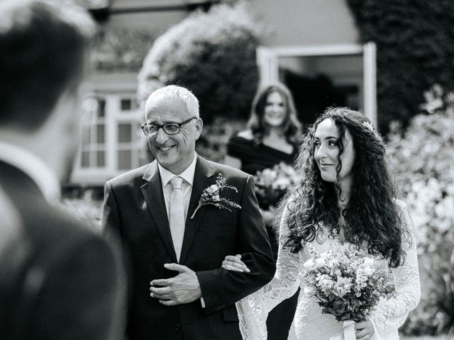 Gavin and Zoe's Wedding in Henley On Thames, Oxfordshire 47