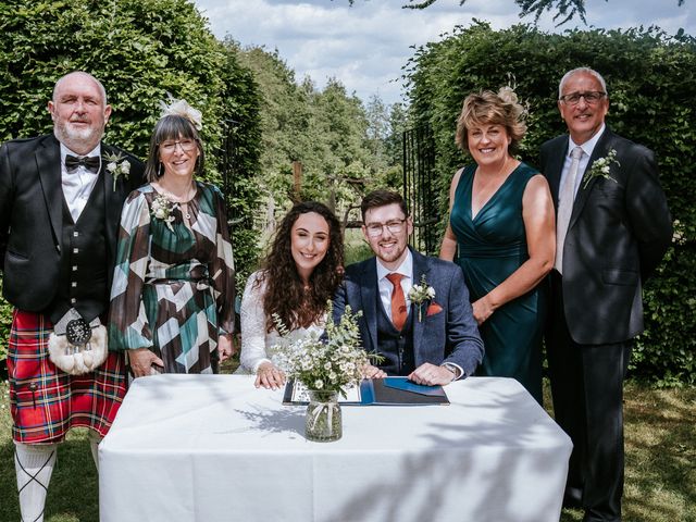 Gavin and Zoe's Wedding in Henley On Thames, Oxfordshire 73