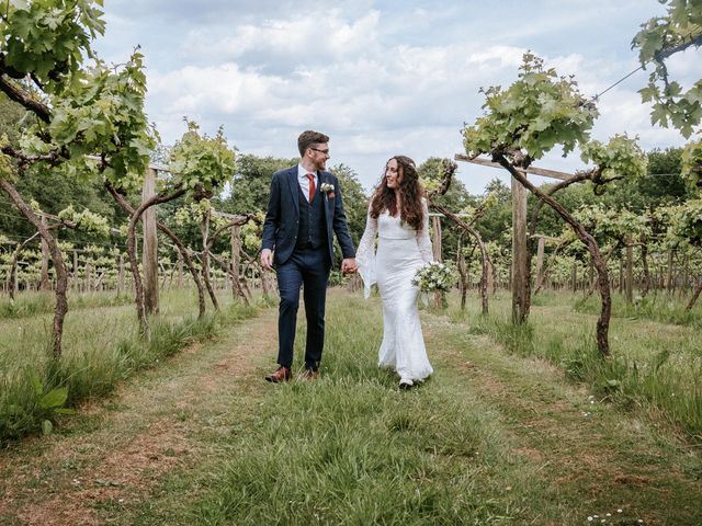Gavin and Zoe's Wedding in Henley On Thames, Oxfordshire 81