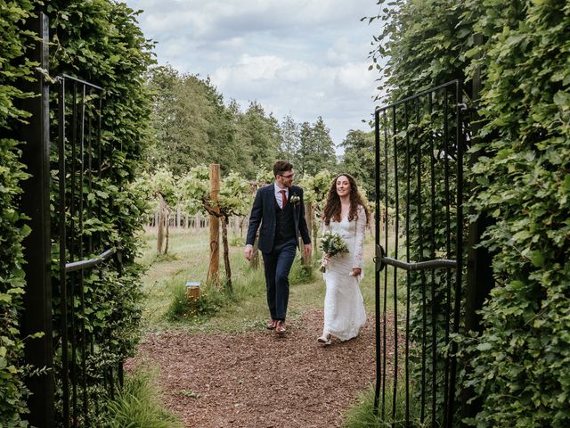 Gavin and Zoe's Wedding in Henley On Thames, Oxfordshire 82