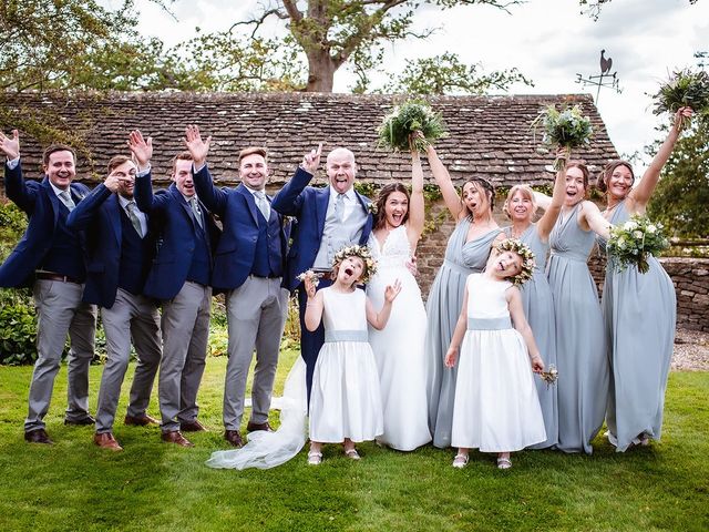 Molly and Chriss&apos;s Wedding in Malmesbury, Wiltshire 8