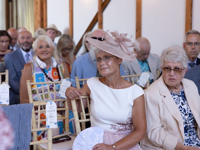 Joe and Annabel's Wedding in Buckingham, Buckinghamshire 18
