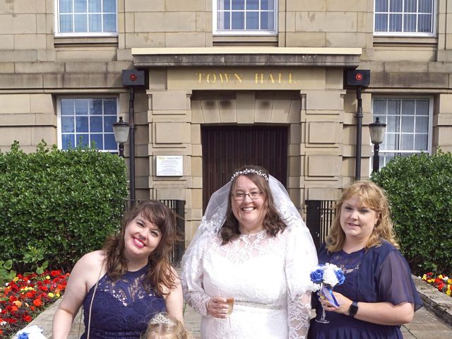 Scott and Emma&apos;s Wedding in Bury, Greater Manchester 29