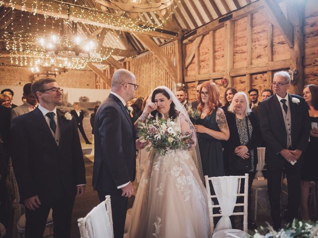 Simon and Karen&apos;s Wedding in Bicester, Oxfordshire 15