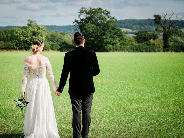 Antonia and Rob&apos;s Wedding in Gloucester, Gloucestershire 19