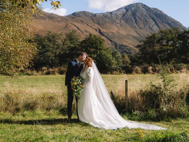 Bryce and Eliza&apos;s Wedding in Glencoe, Argyll 5