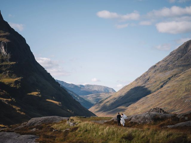 Bryce and Eliza&apos;s Wedding in Glencoe, Argyll 6