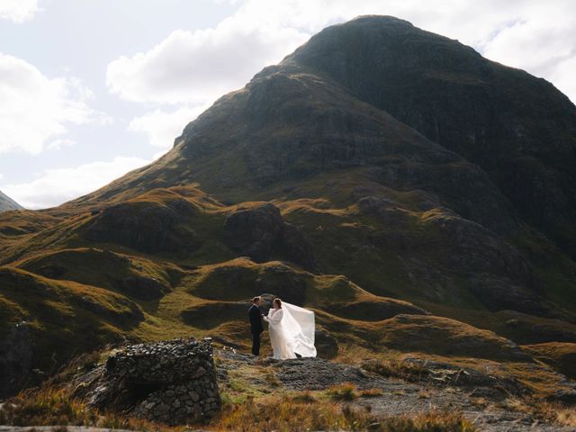 Bryce and Eliza&apos;s Wedding in Glencoe, Argyll 12