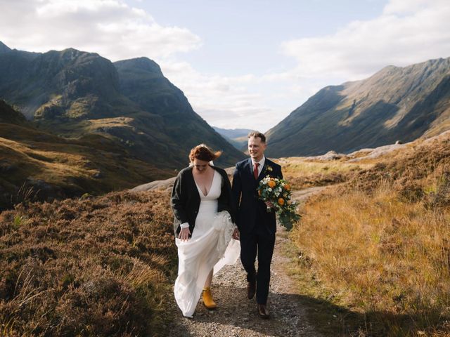 Bryce and Eliza&apos;s Wedding in Glencoe, Argyll 18