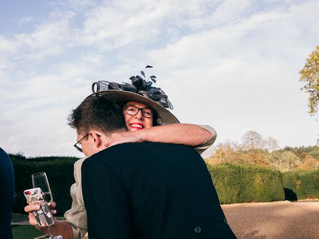 Henry and Annabel's Wedding in Hedsor, Buckinghamshire 27