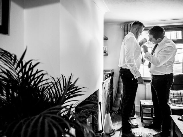 Ben and Abi's Wedding in Leighton Buzzard, Bedfordshire 23