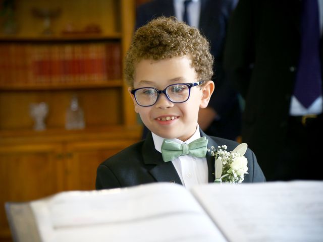 Paul and Natasha's Wedding in Wakefield, West Yorkshire 9