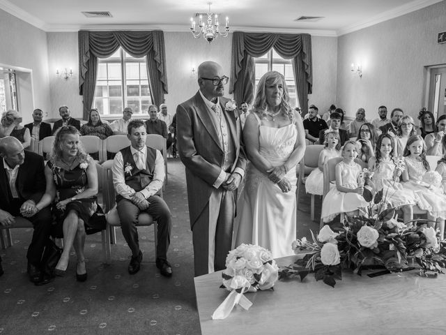 Paul and Diane&apos;s Wedding in Derby, Derbyshire 14