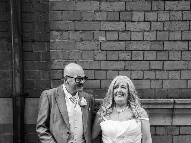 Paul and Diane&apos;s Wedding in Derby, Derbyshire 29