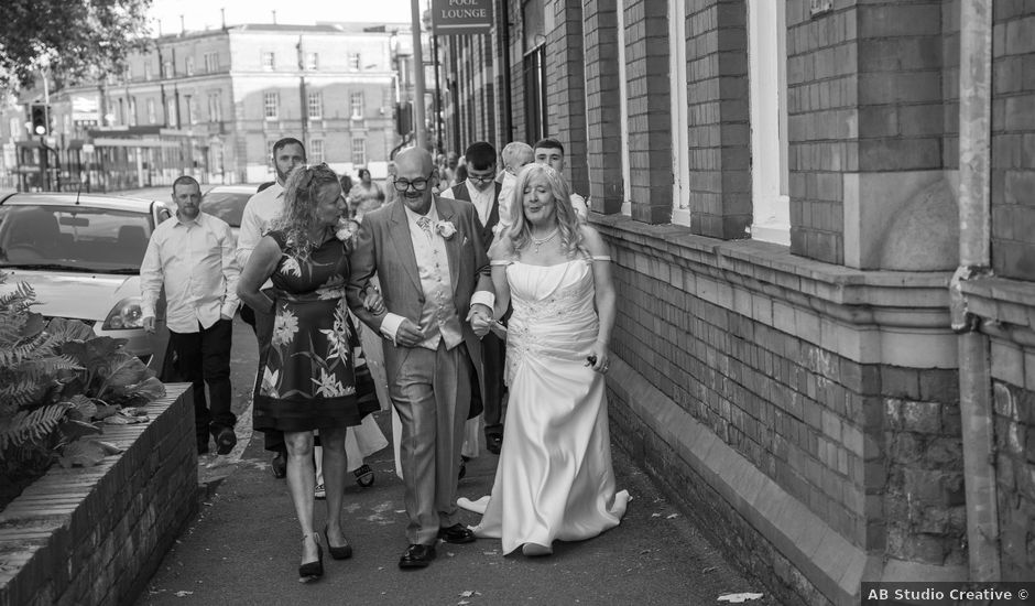 Paul and Diane's Wedding in Derby, Derbyshire