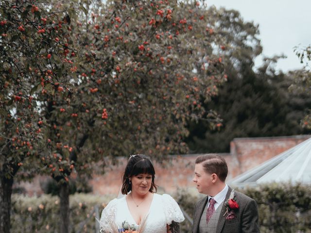 Sophie and Gareth&apos;s Wedding in Combermere Abbey, Cheshire 35