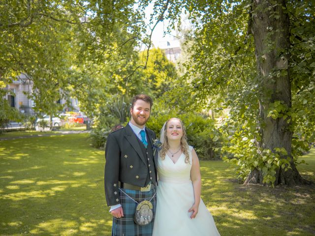 Jack and Lauren&apos;s Wedding in Edinburgh, Lothian &amp; Borders 15