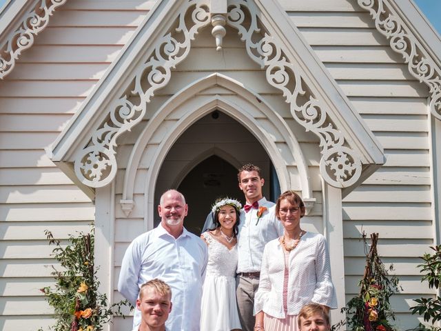 Ben and Jas&apos;s Wedding in New Zealand, Wiltshire 8