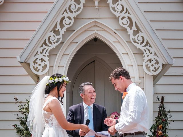 Ben and Jas&apos;s Wedding in New Zealand, Wiltshire 12