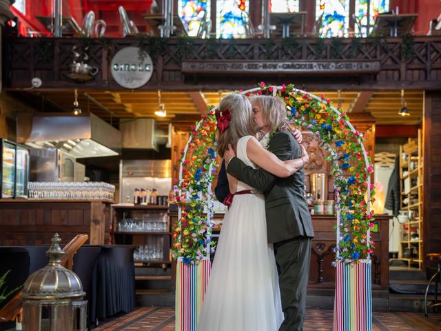 Pete and Susan&apos;s Wedding in Todmorden, Lancashire 5