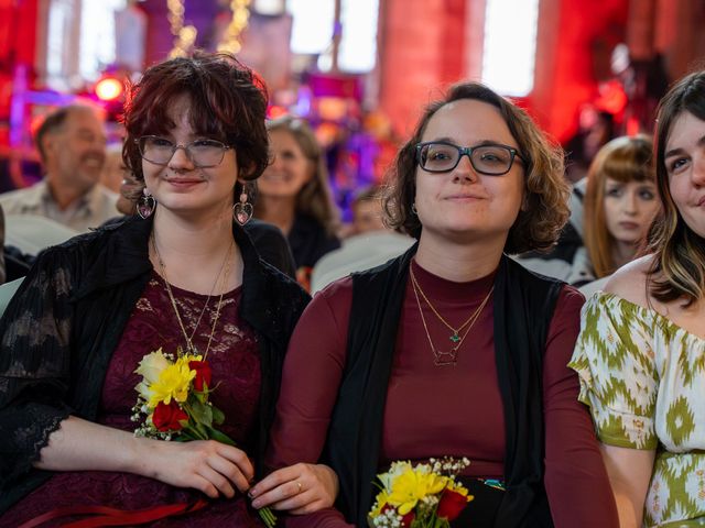 Pete and Susan&apos;s Wedding in Todmorden, Lancashire 15