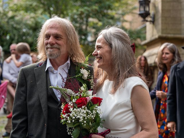 Pete and Susan&apos;s Wedding in Todmorden, Lancashire 2