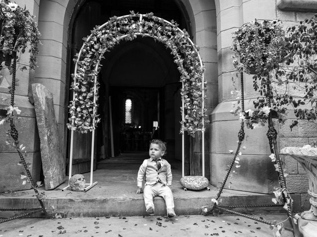 Pete and Susan&apos;s Wedding in Todmorden, Lancashire 21