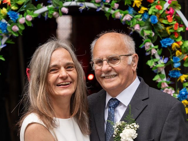 Pete and Susan&apos;s Wedding in Todmorden, Lancashire 24