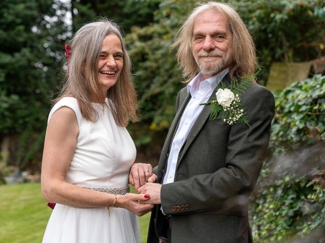 Pete and Susan&apos;s Wedding in Todmorden, Lancashire 28