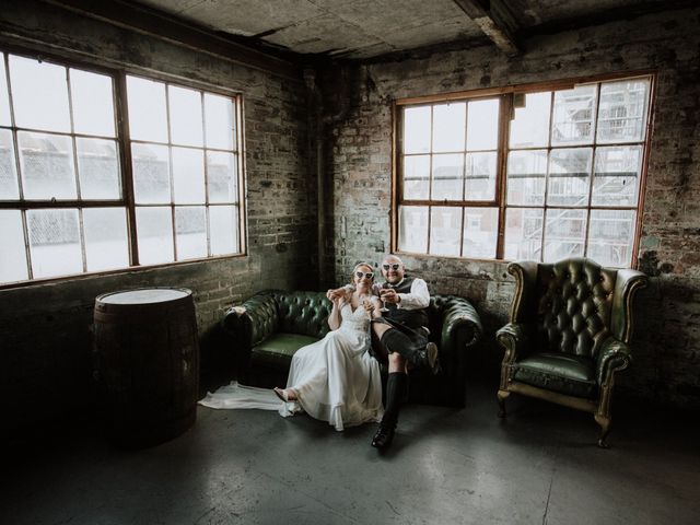 Rory and Erin's Wedding in Edinburgh, Lothian &amp; Borders 23