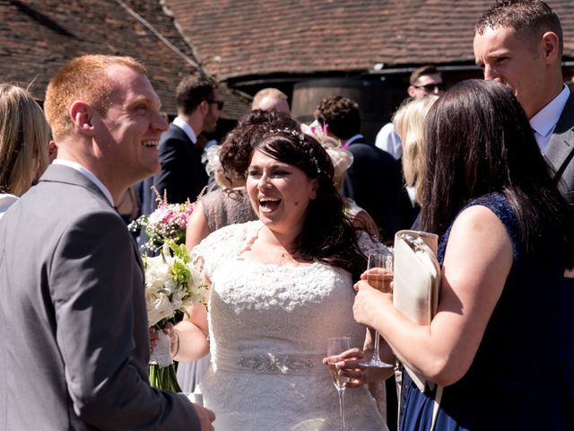 John and Sara&apos;s Wedding in Henley On Thames, Oxfordshire 10